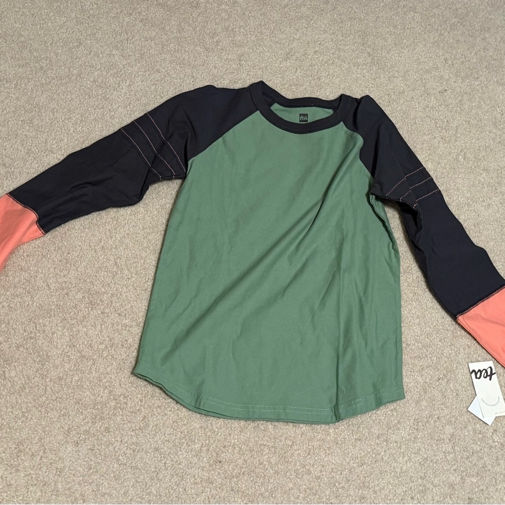 NWT Tea Collection Green, Gray & Coral Colorblock Long Sleeve Tee, size 10